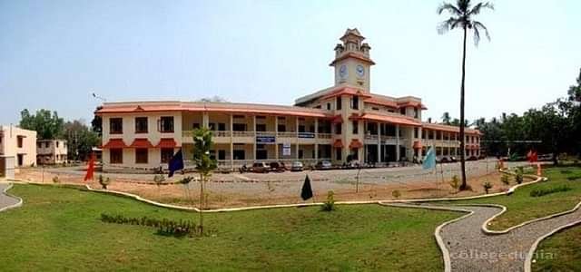 UNIVERSITY_COLLEGE_OF_ENGINEERING,_KARIAVATTOM_Trivandrum